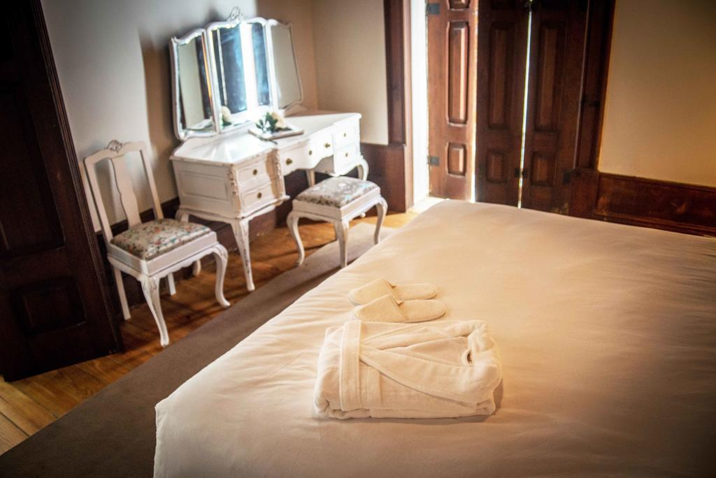 Casa Com Historia Bed & Breakfast Covilha Room photo